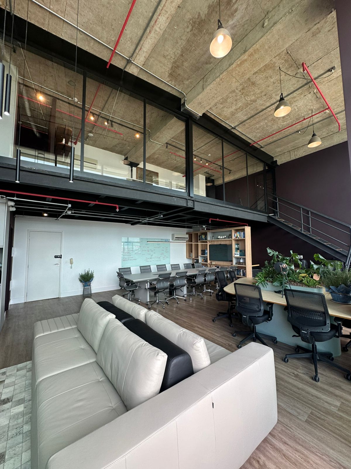 Lounge e mezanino